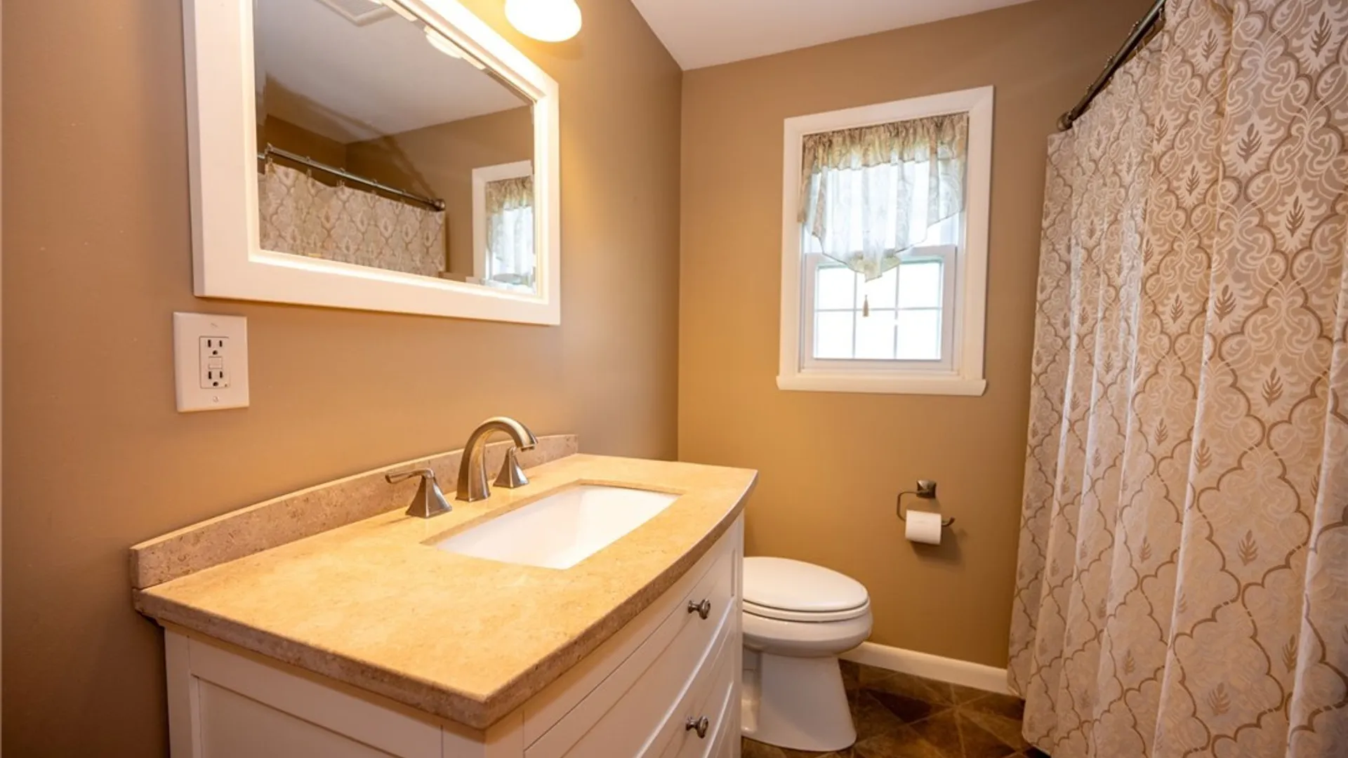Property at 40 Woodmar Terrace, West Seneca, NY 14224 20
