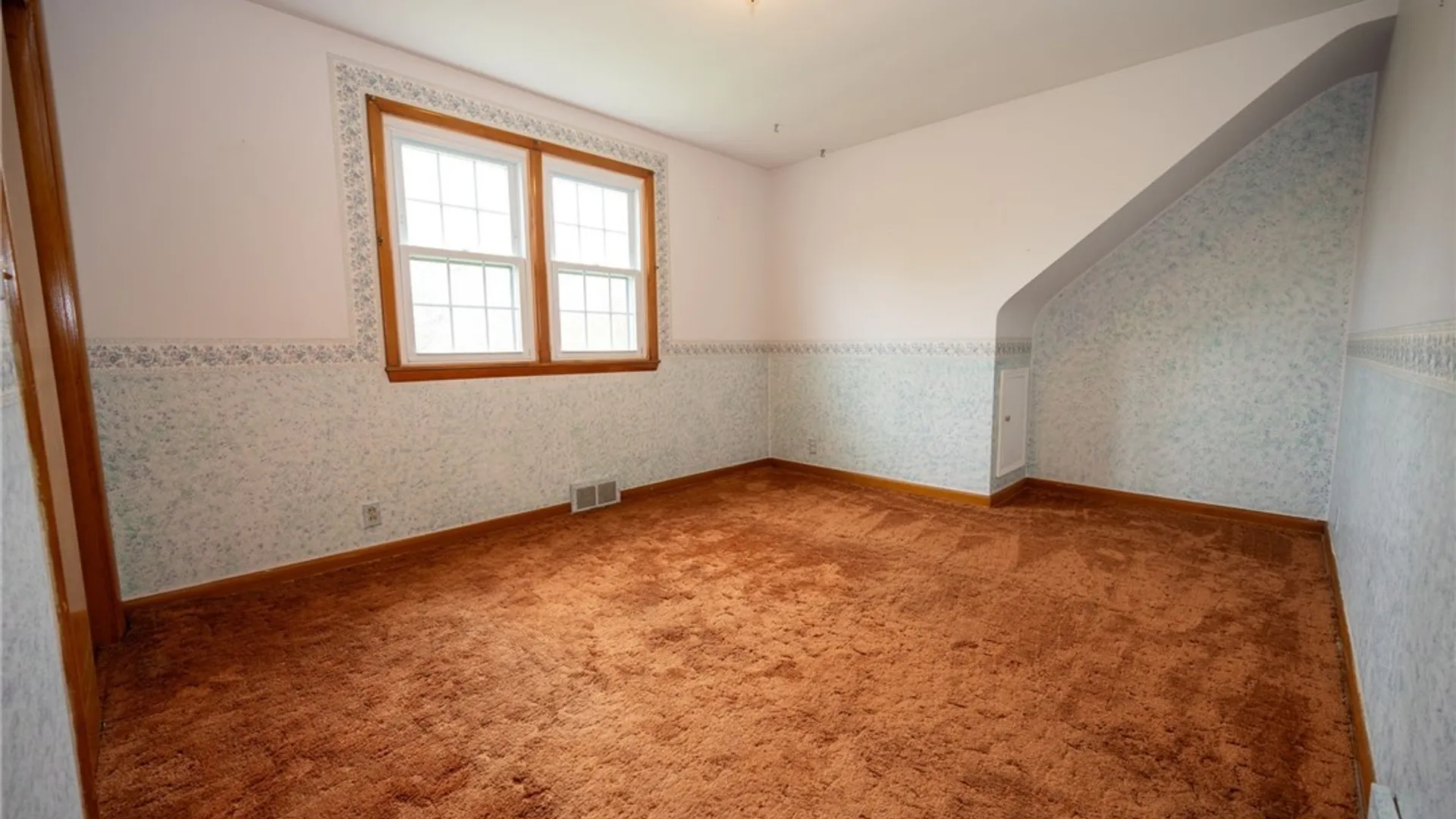 Property at 40 Woodmar Terrace, West Seneca, NY 14224 27