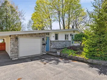 130 Brooklawn Drive, Brighton, NY 14618