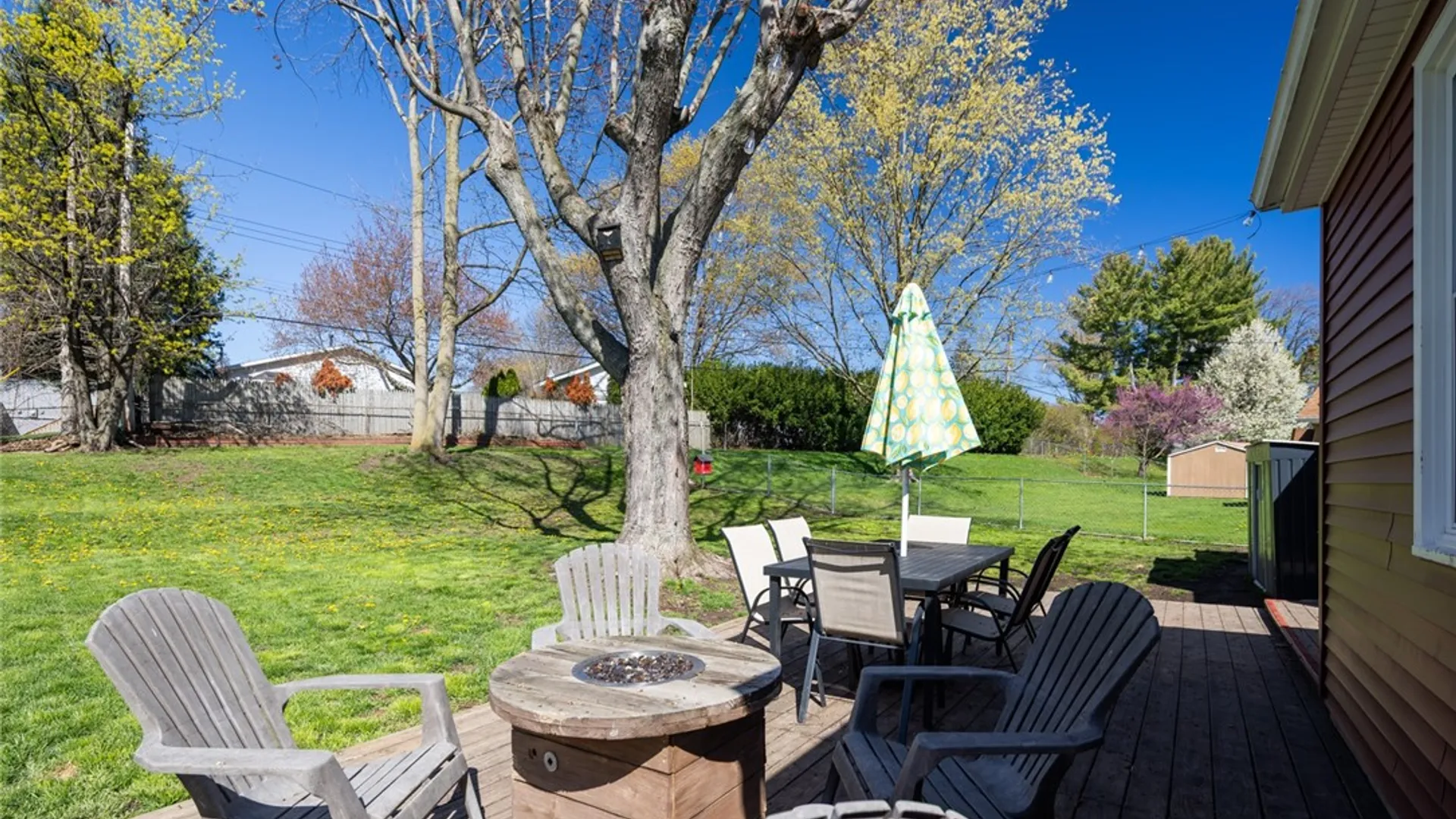 Property at 29 Sandalwood Dr, Greece, NY 14616 32