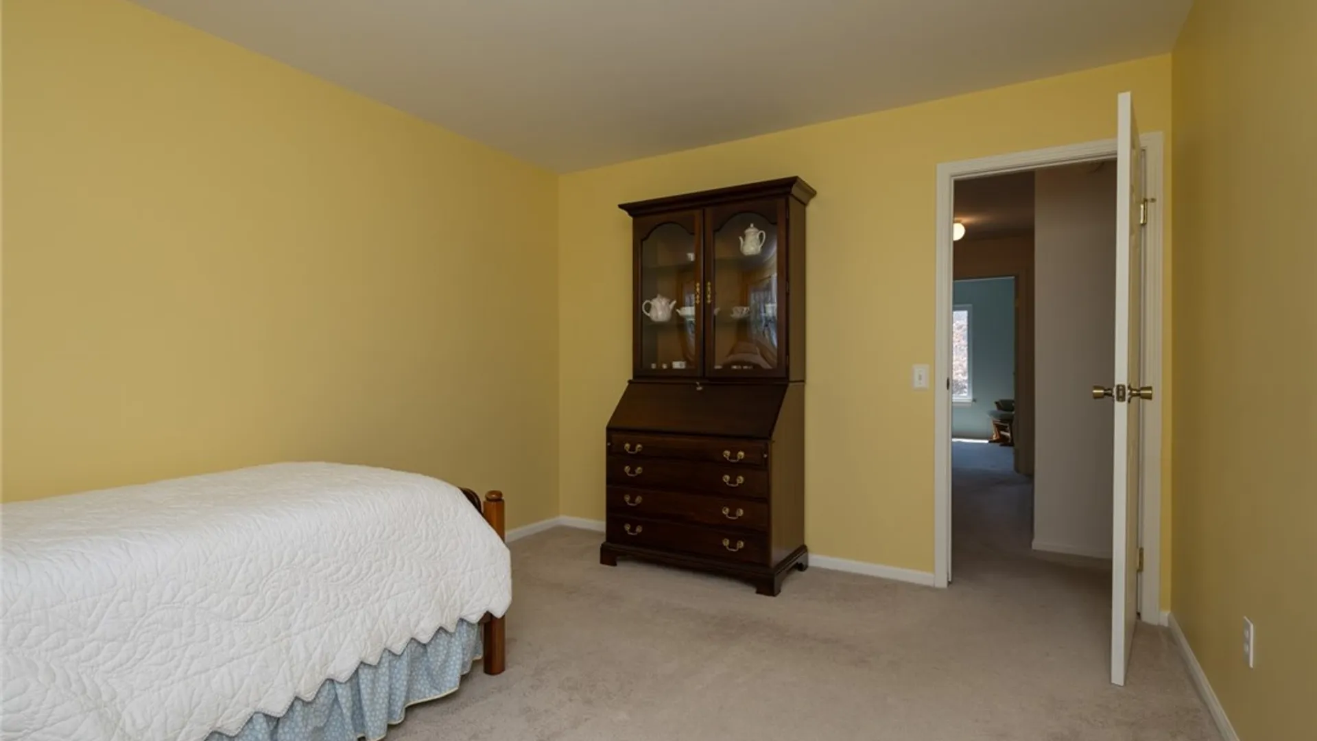 Property at 151 New Wickham Drive, Penfield, NY 14526 28