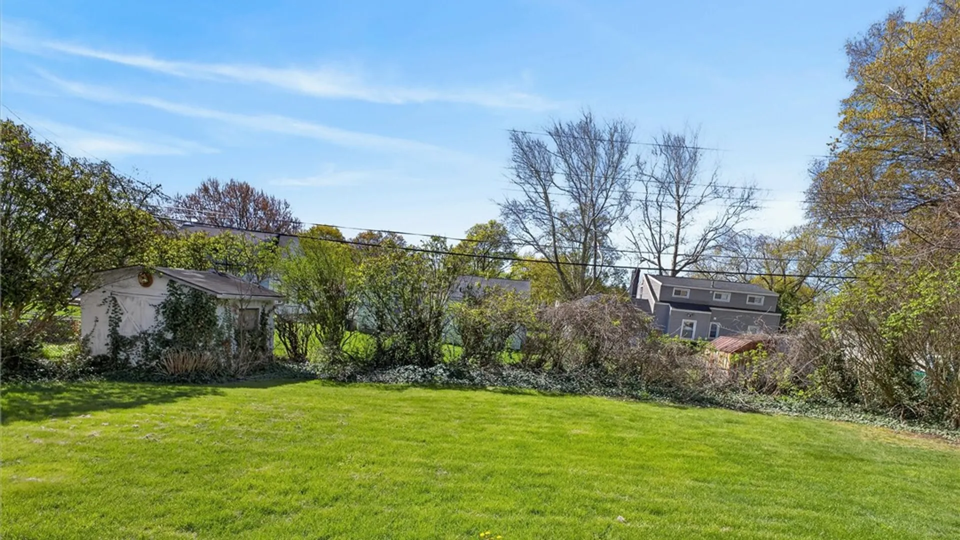 Property at 45 Longcroft Road, Irondequoit, NY 14609 4