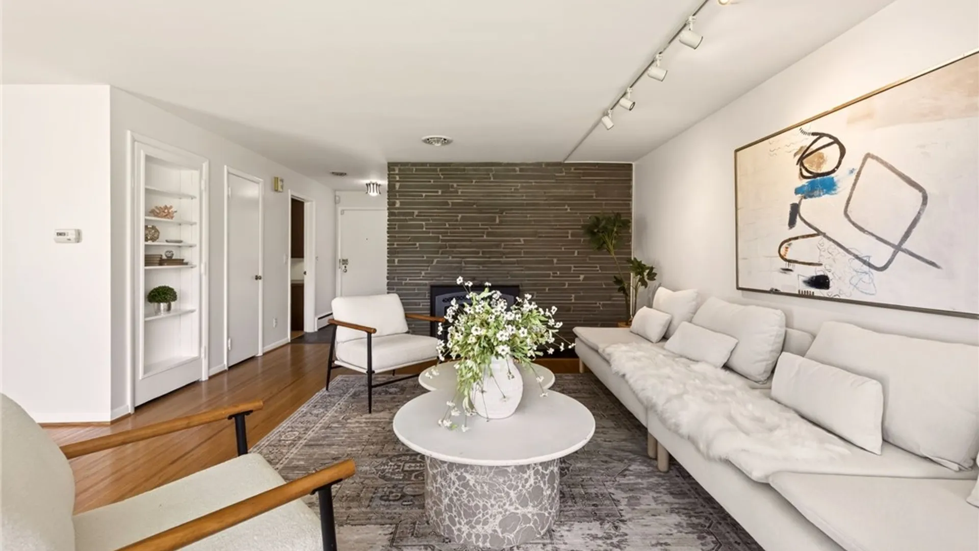 Property at 755 Corwin Rd, Brighton, NY 14610 10