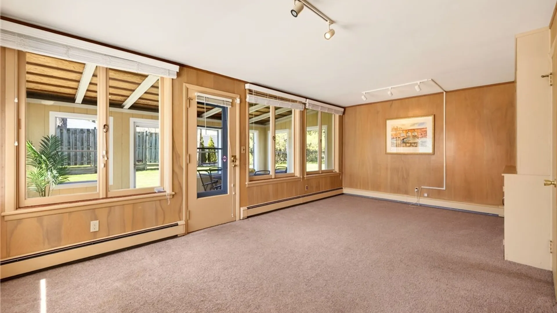 Property at 755 Corwin Rd, Brighton, NY 14610 22