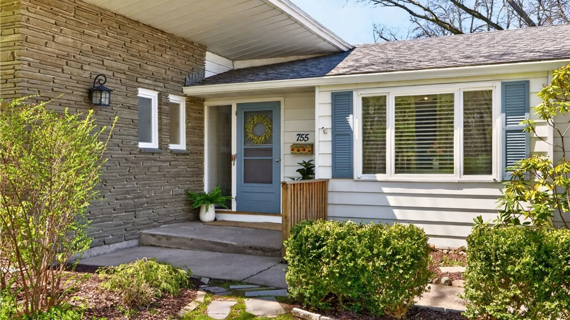 Property at 755 Corwin Rd, Brighton, NY 14610 4