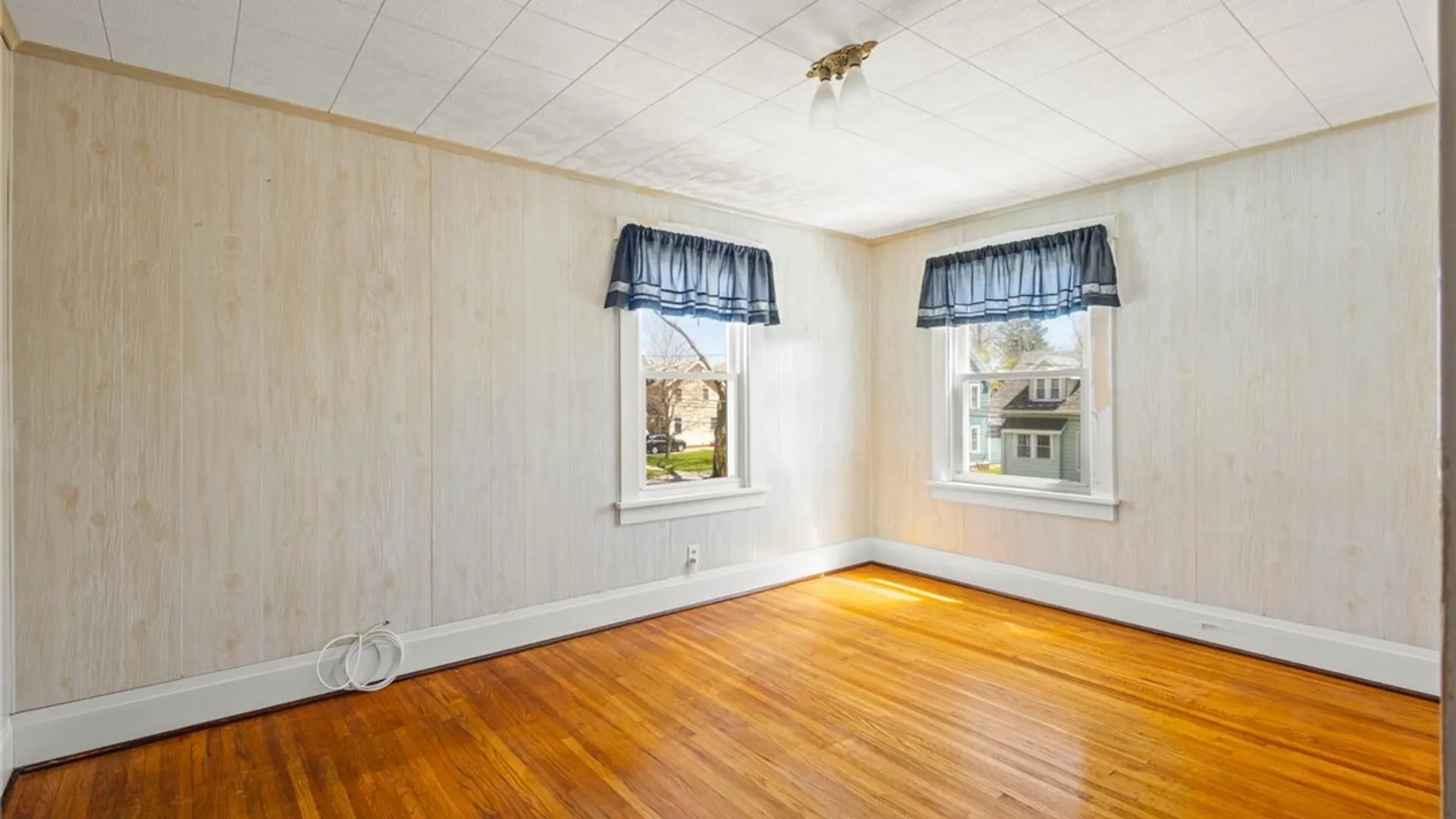 Property at 5 Woodrow Road, Batavia City, NY 14020 18