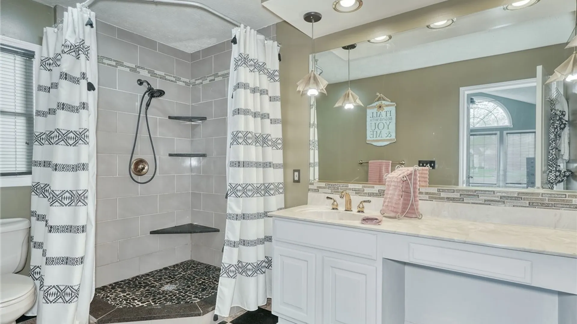 Property at 100 Rumford Road, Greece, NY 14626 24