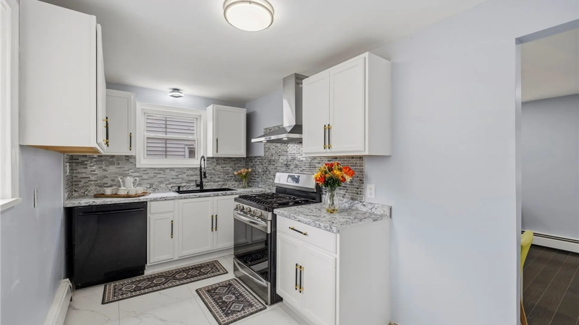 Property at 91 Oehman Boulevard, Cheektowaga, NY 14225 15
