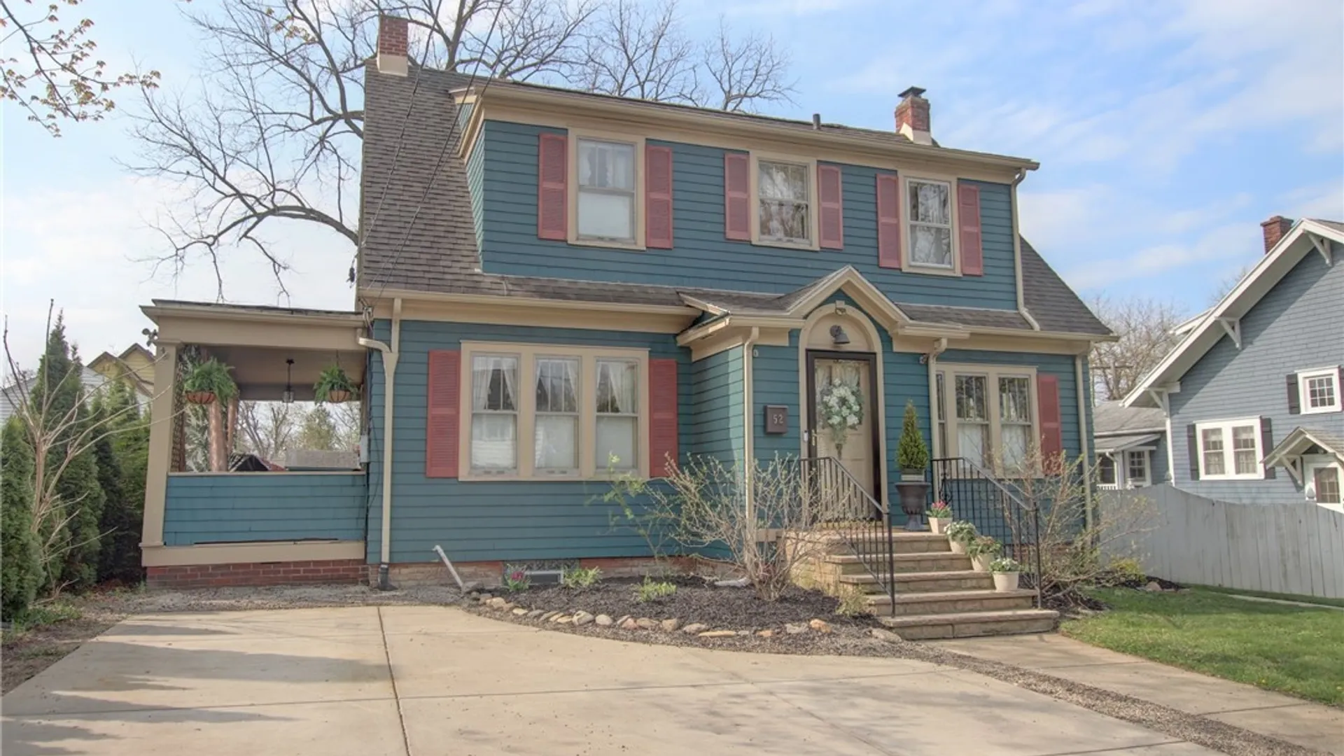 Property at 52 Helen Avenue, Hamburg, NY 14219 2