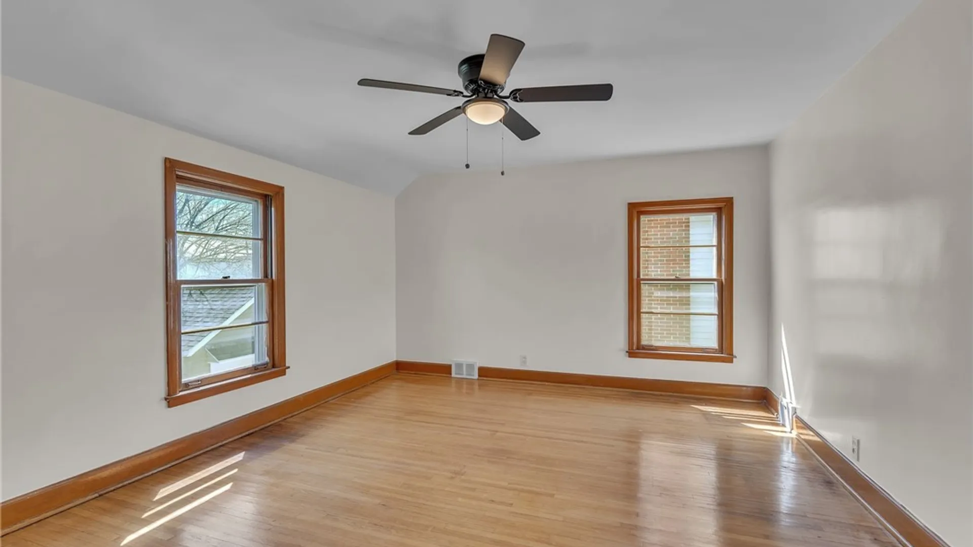 Property at 2947 Porter Road, Niagara Falls, NY 14305 21