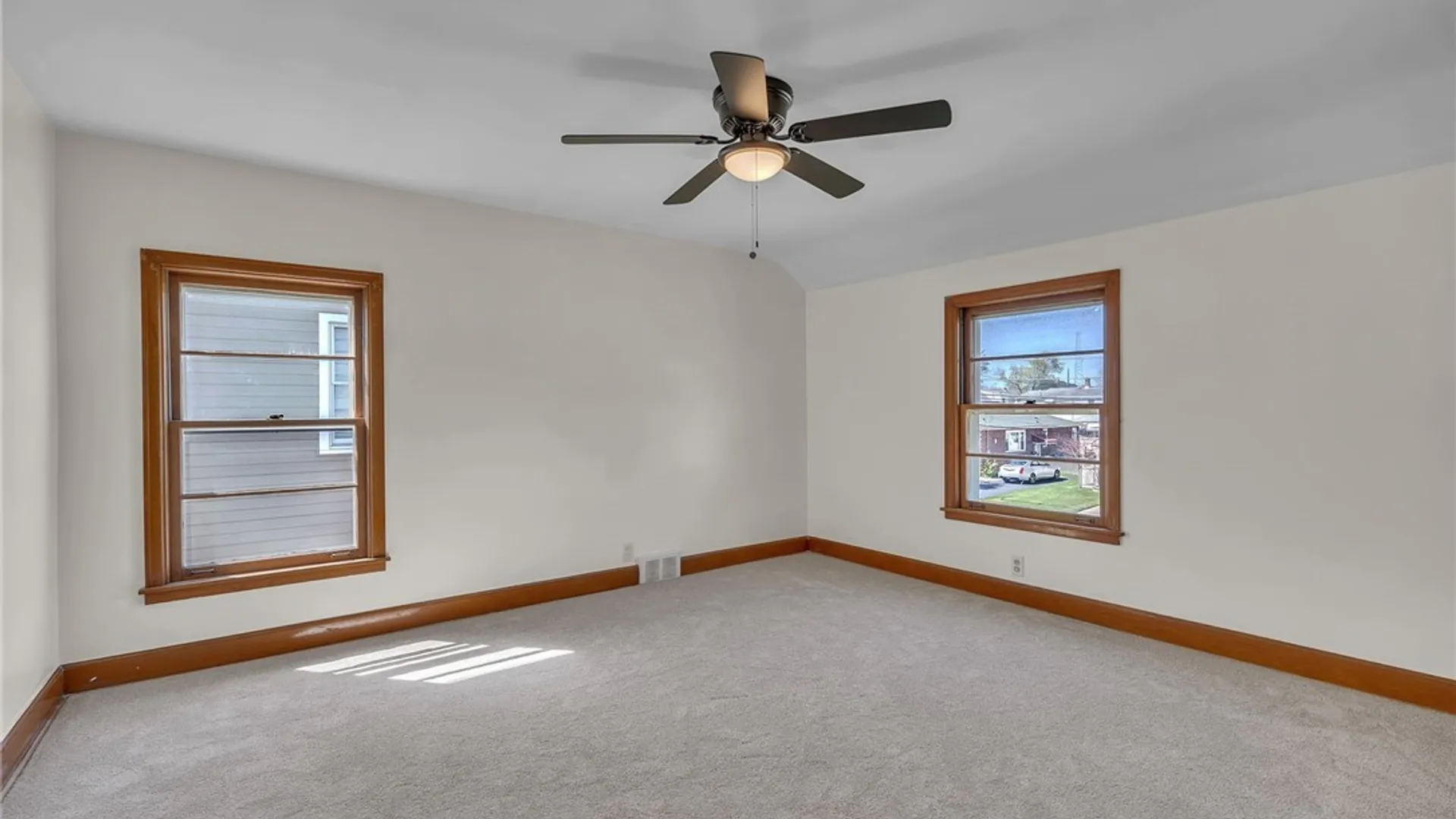 Property at 2947 Porter Road, Niagara Falls, NY 14305 25