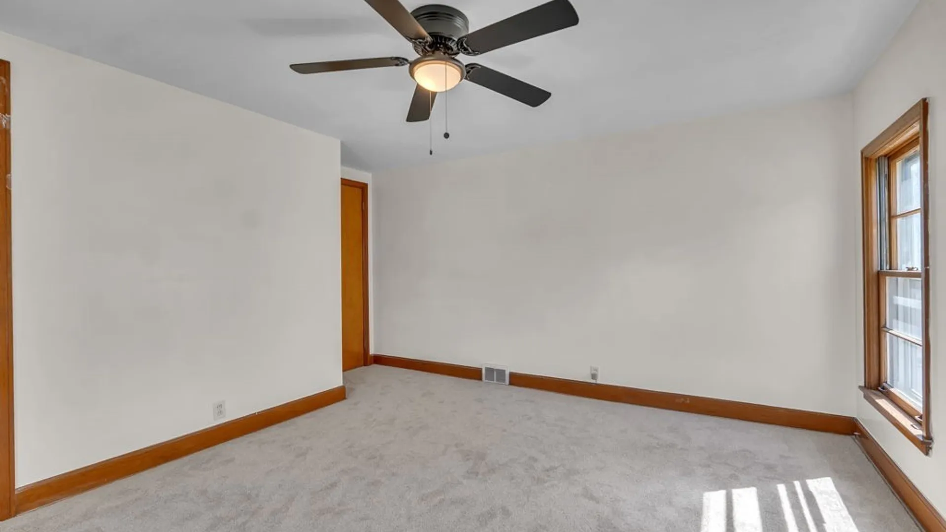 Property at 2947 Porter Road, Niagara Falls, NY 14305 26