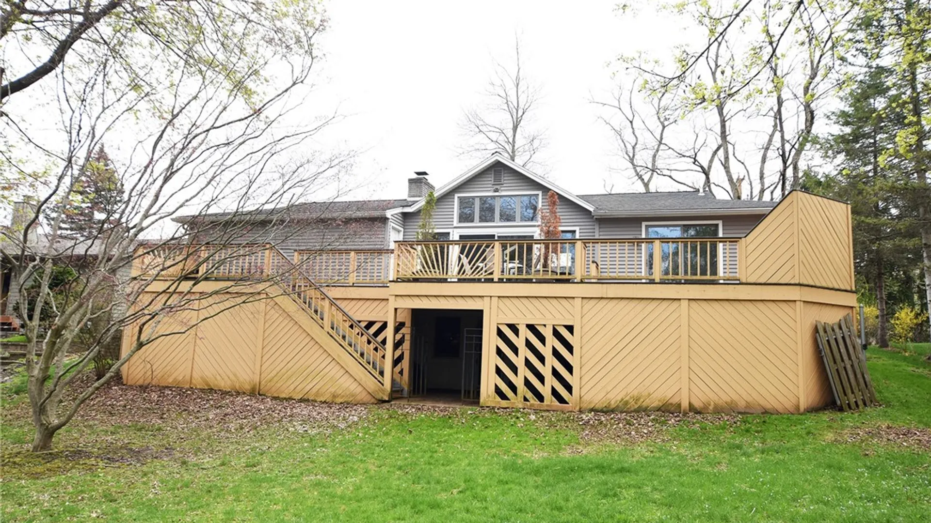 Property at 437 High Street Extension, Perinton, NY 14450 20