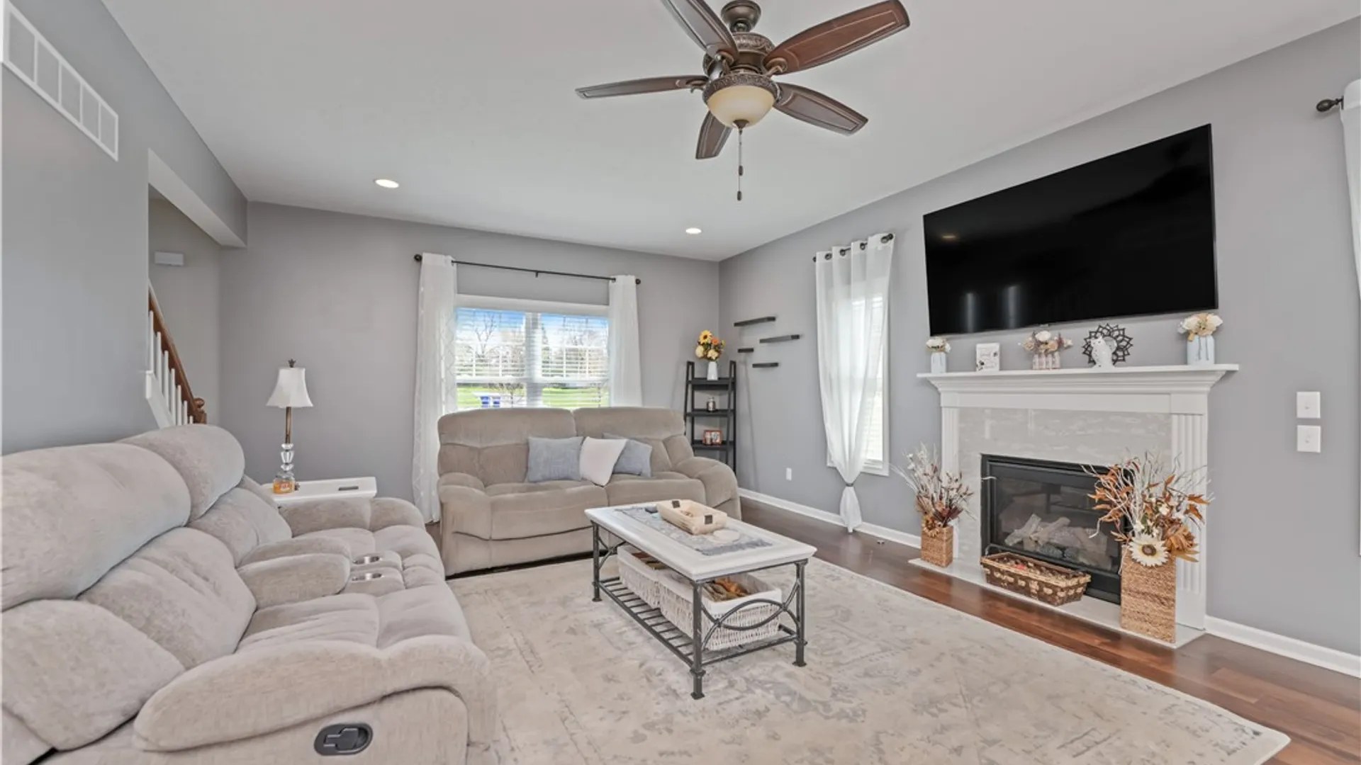 Property at 2 Calebs Trl, Parma, NY 14559 10