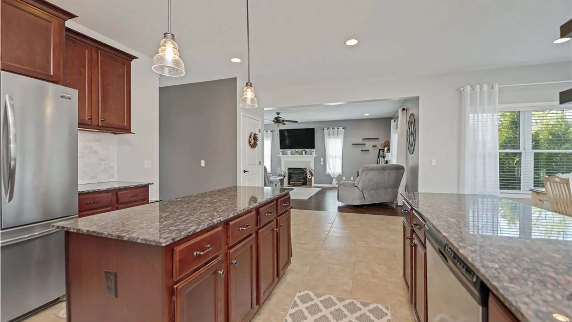 Property at 2 Calebs Trl, Parma, NY 14559 16