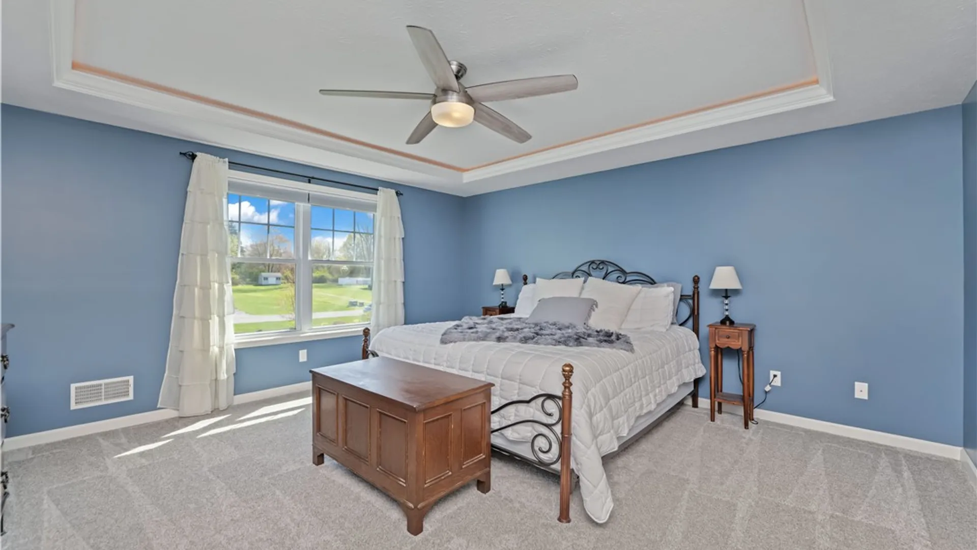 Property at 2 Calebs Trl, Parma, NY 14559 21