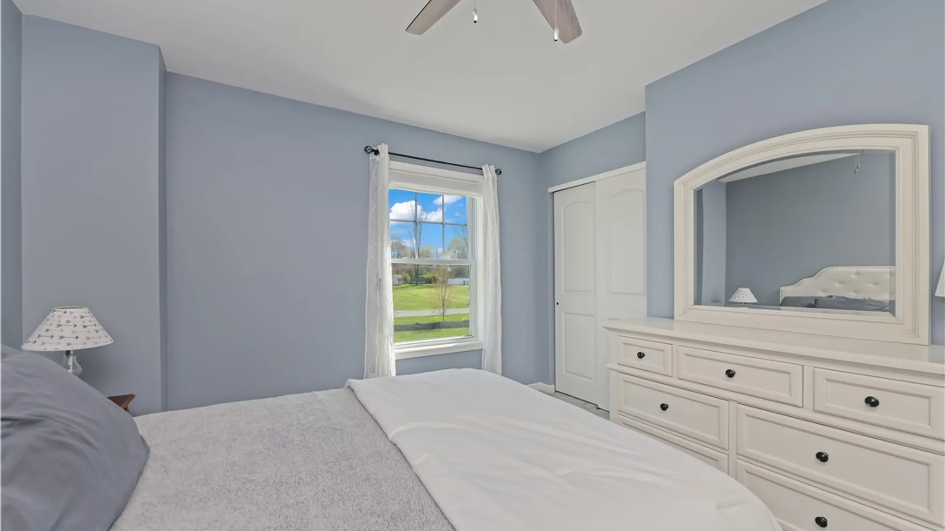 Property at 2 Calebs Trl, Parma, NY 14559 32