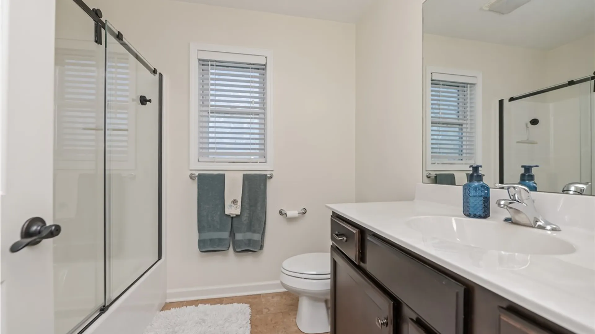 Property at 2 Calebs Trl, Parma, NY 14559 34