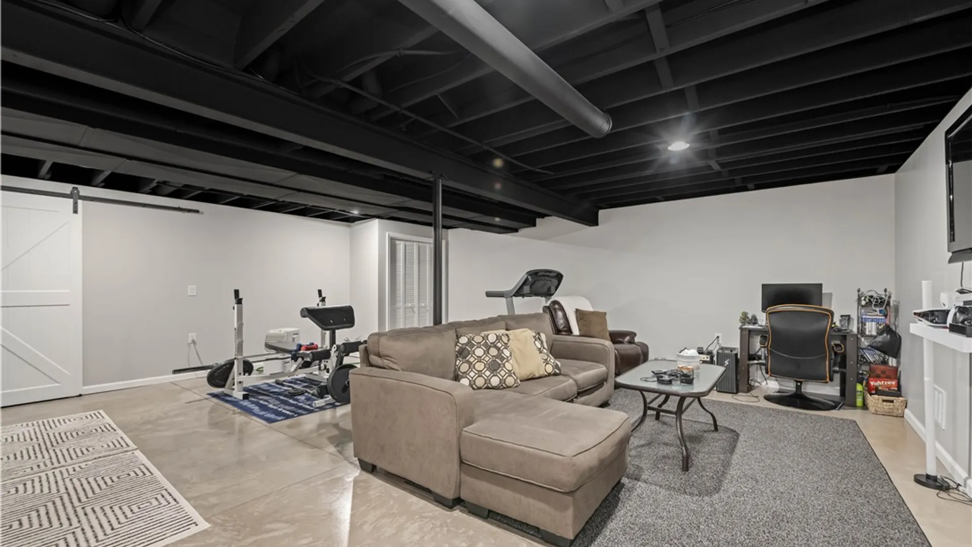 Property at 2 Calebs Trl, Parma, NY 14559 37