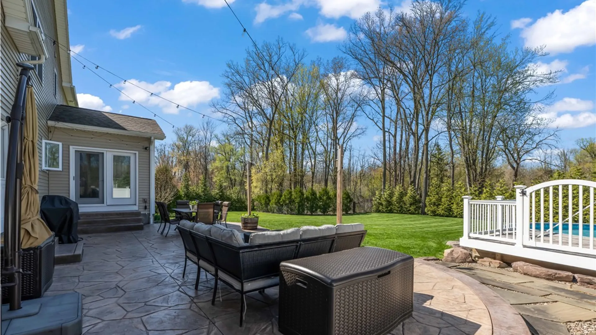 Property at 2 Calebs Trl, Parma, NY 14559 41