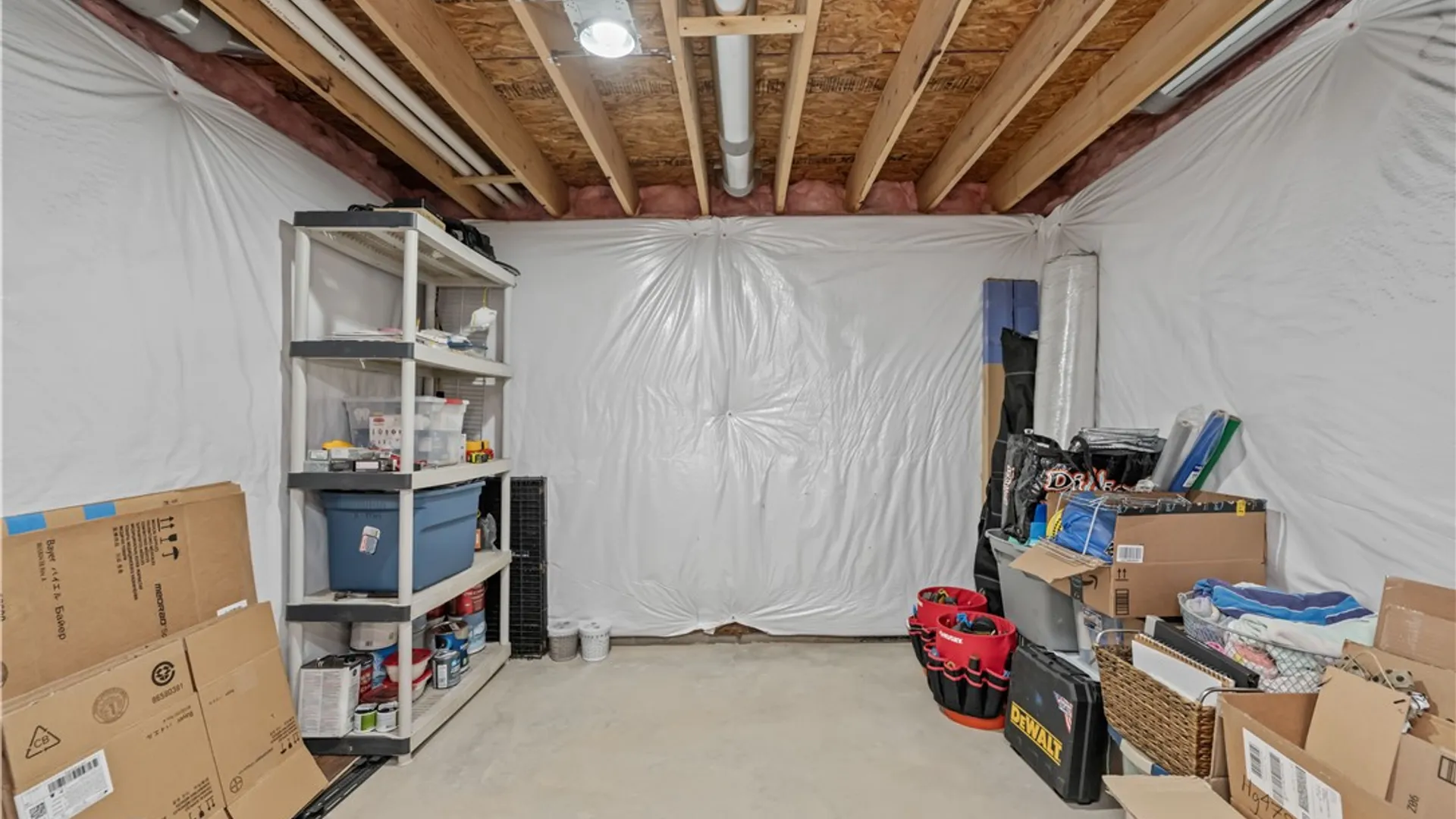 Property at 2 Calebs Trl, Parma, NY 14559 47