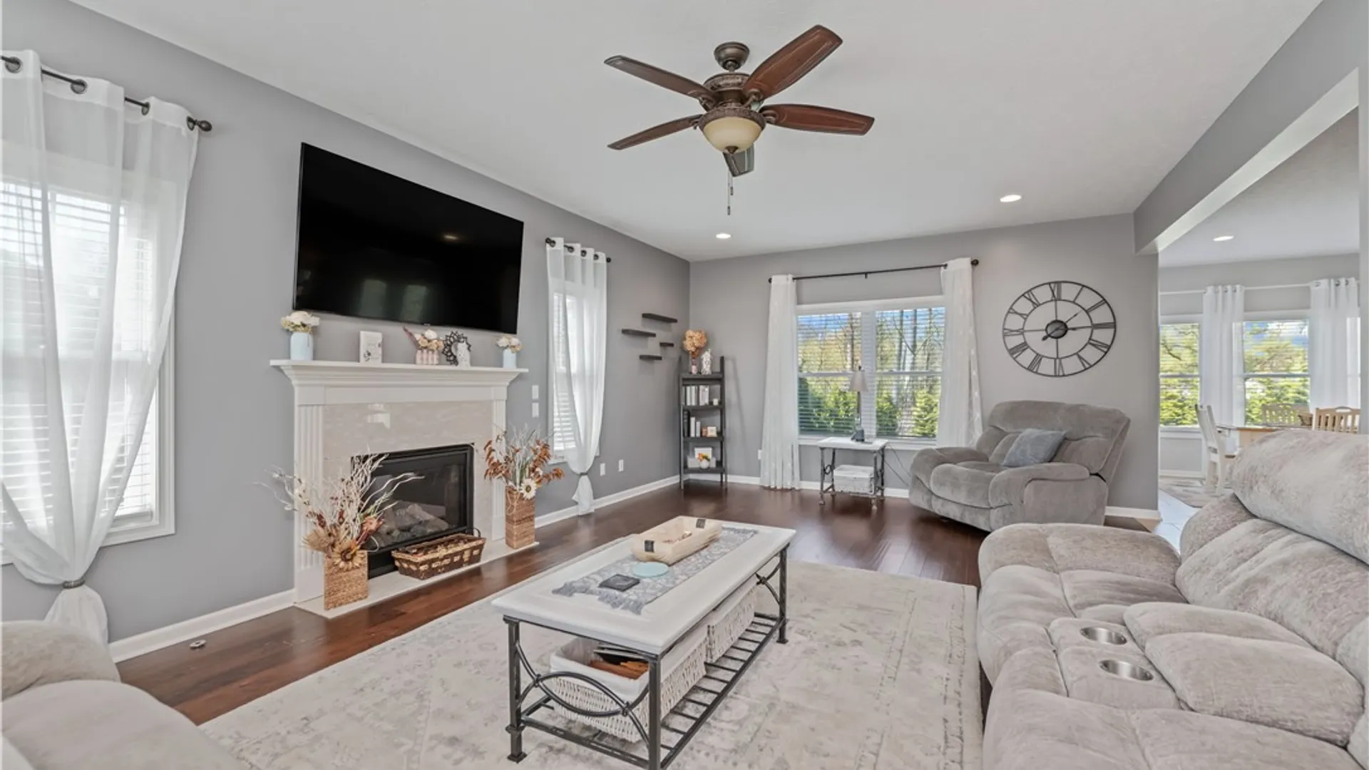 Property at 2 Calebs Trl, Parma, NY 14559 7