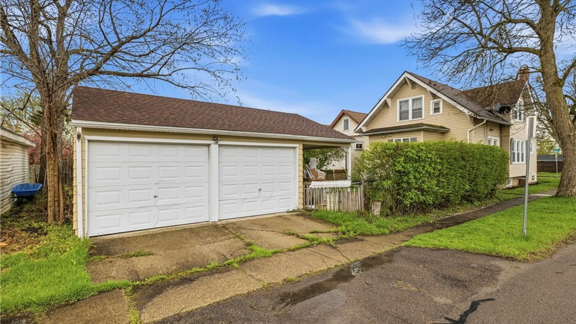 Property at 90 Clover Place, Cheektowaga, NY 14225 39