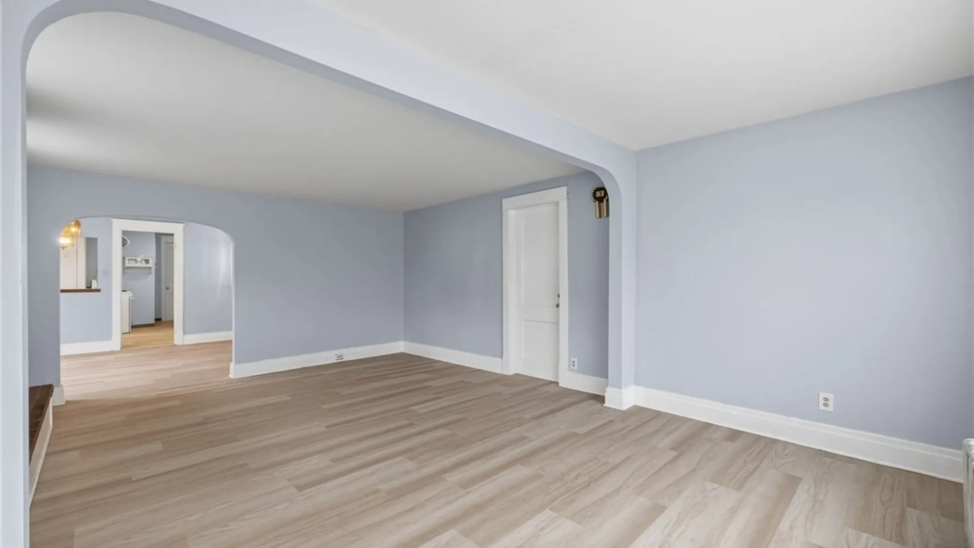 Property at 90 Clover Place, Cheektowaga, NY 14225 9