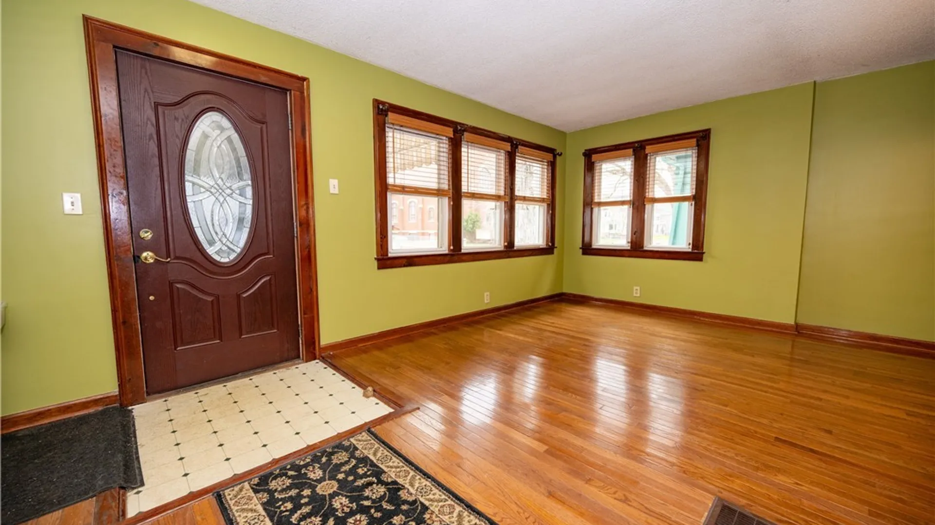 Property at 60 Indian Church Road, Buffalo, NY 14210 17