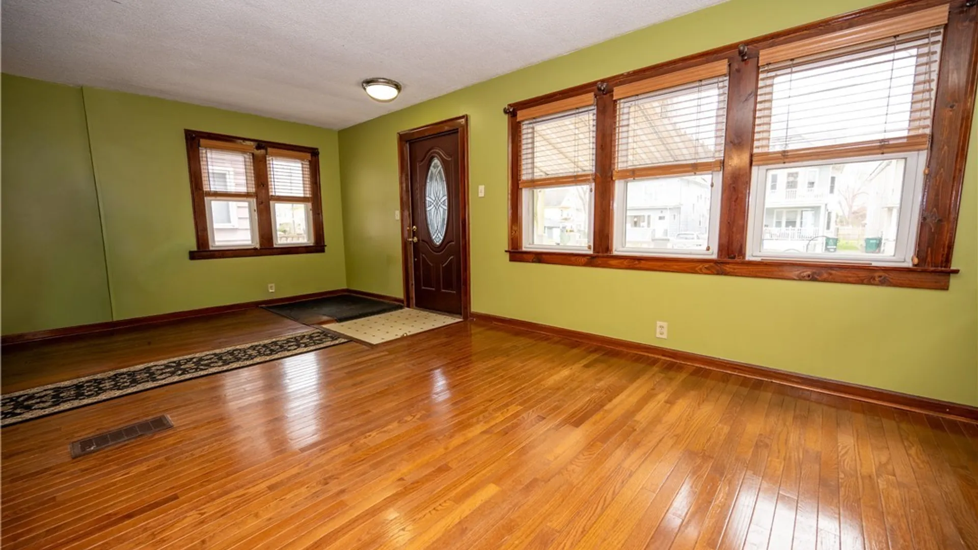 Property at 60 Indian Church Road, Buffalo, NY 14210 19