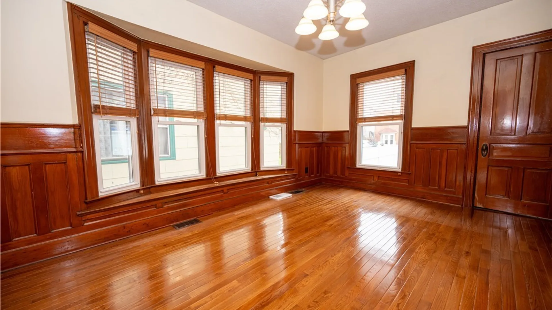 Property at 60 Indian Church Road, Buffalo, NY 14210 23