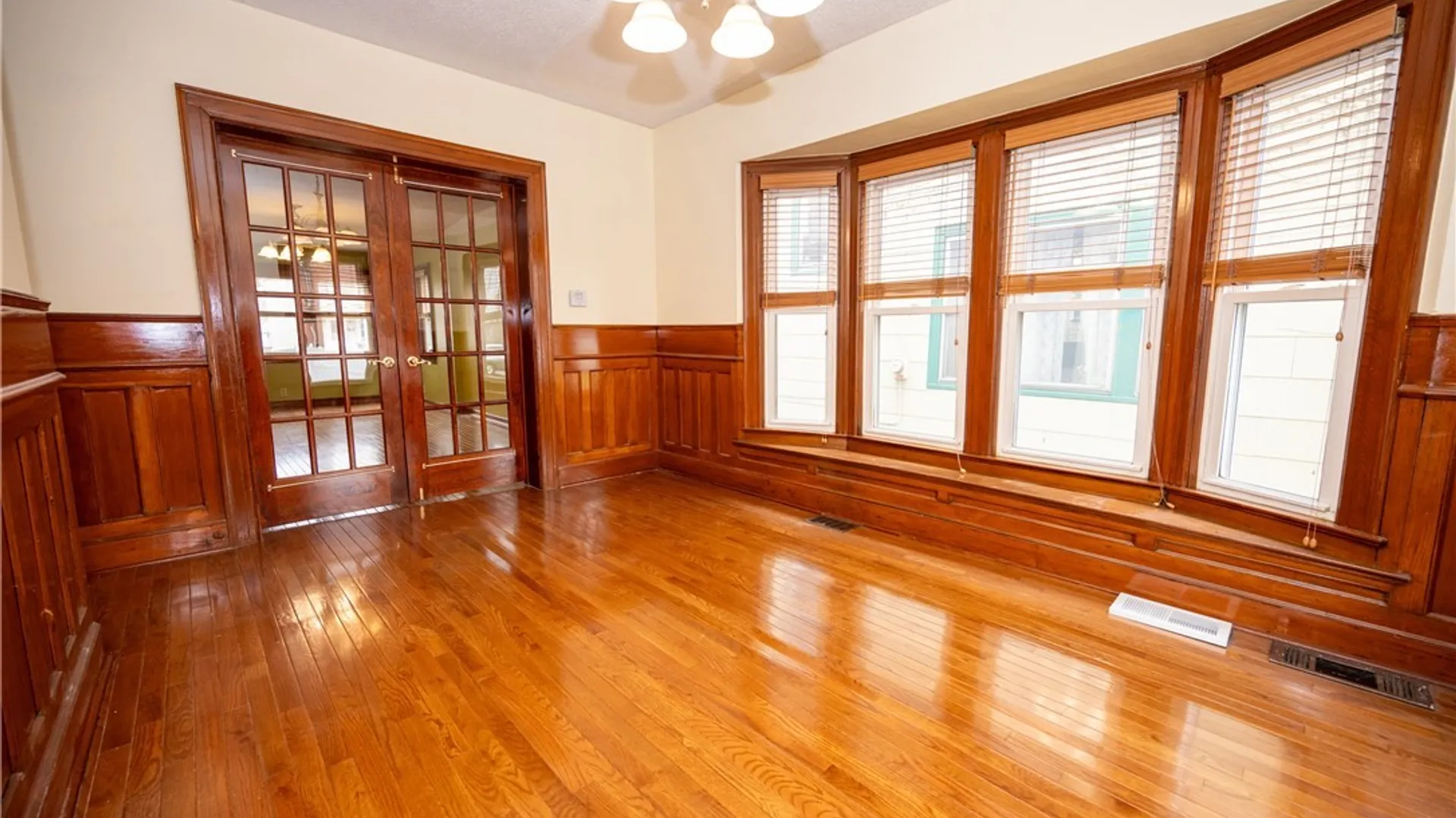 Property at 60 Indian Church Road, Buffalo, NY 14210 26