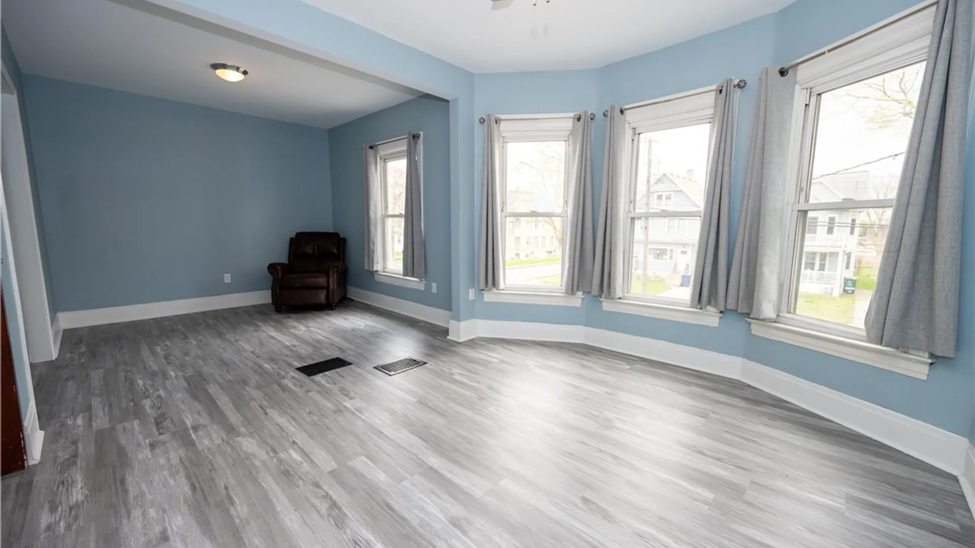 Property at 60 Indian Church Road, Buffalo, NY 14210 33