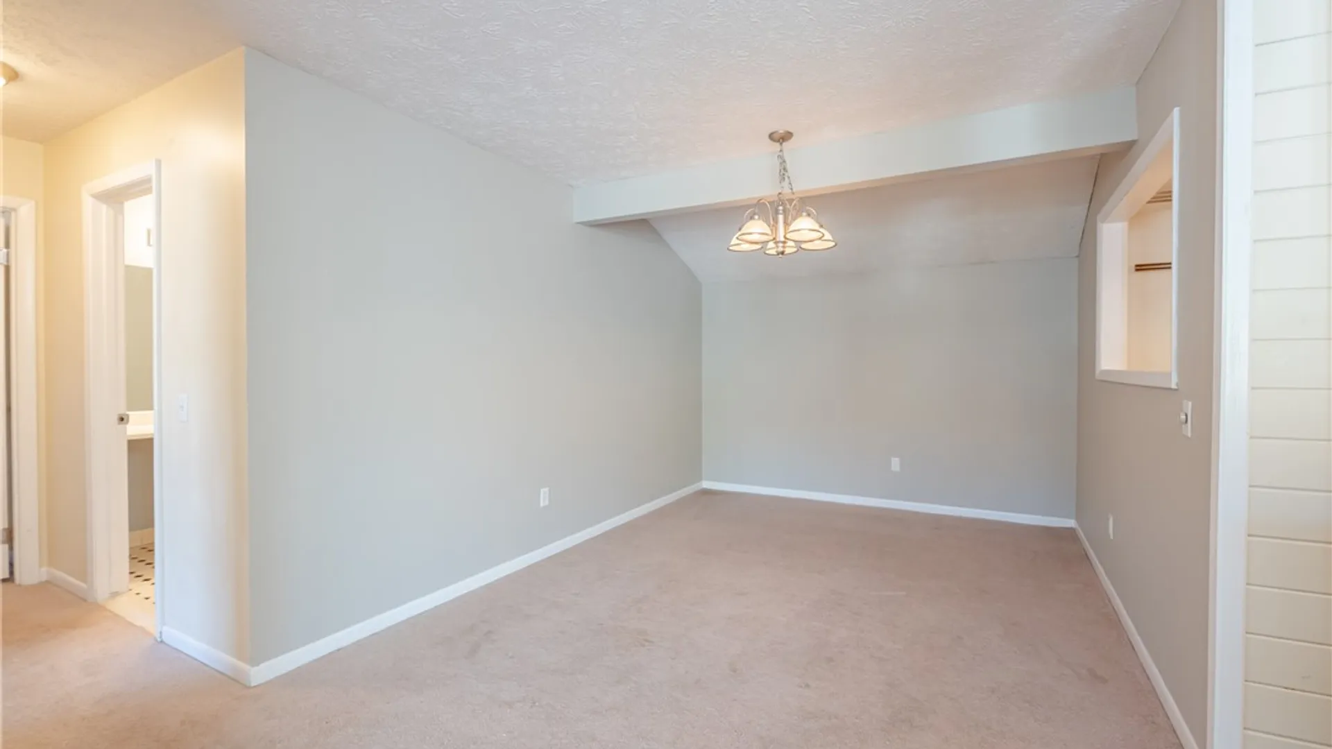 Property at 9 High Gate, Perinton, NY 14450 11