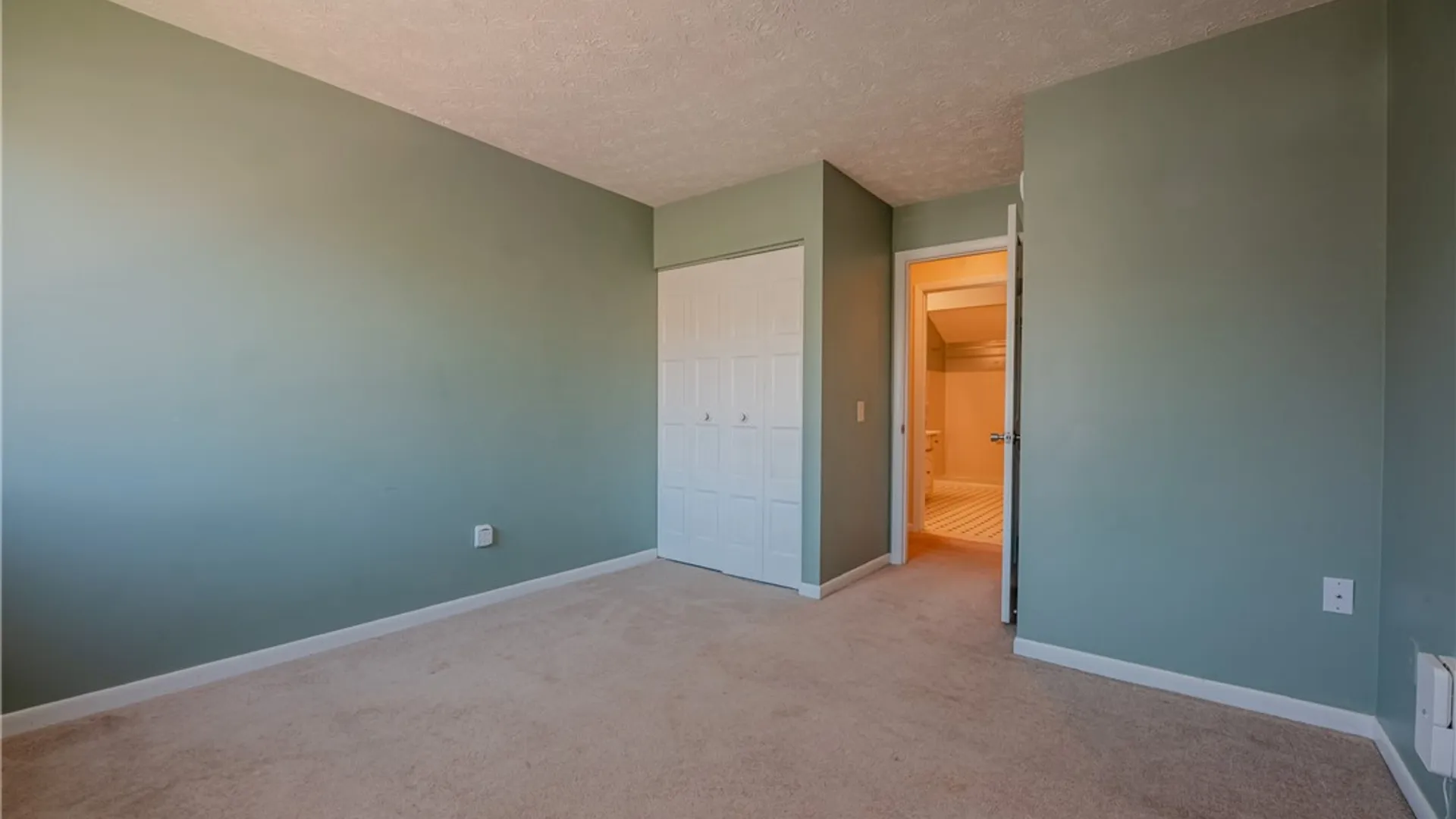 Property at 9 High Gate, Perinton, NY 14450 23