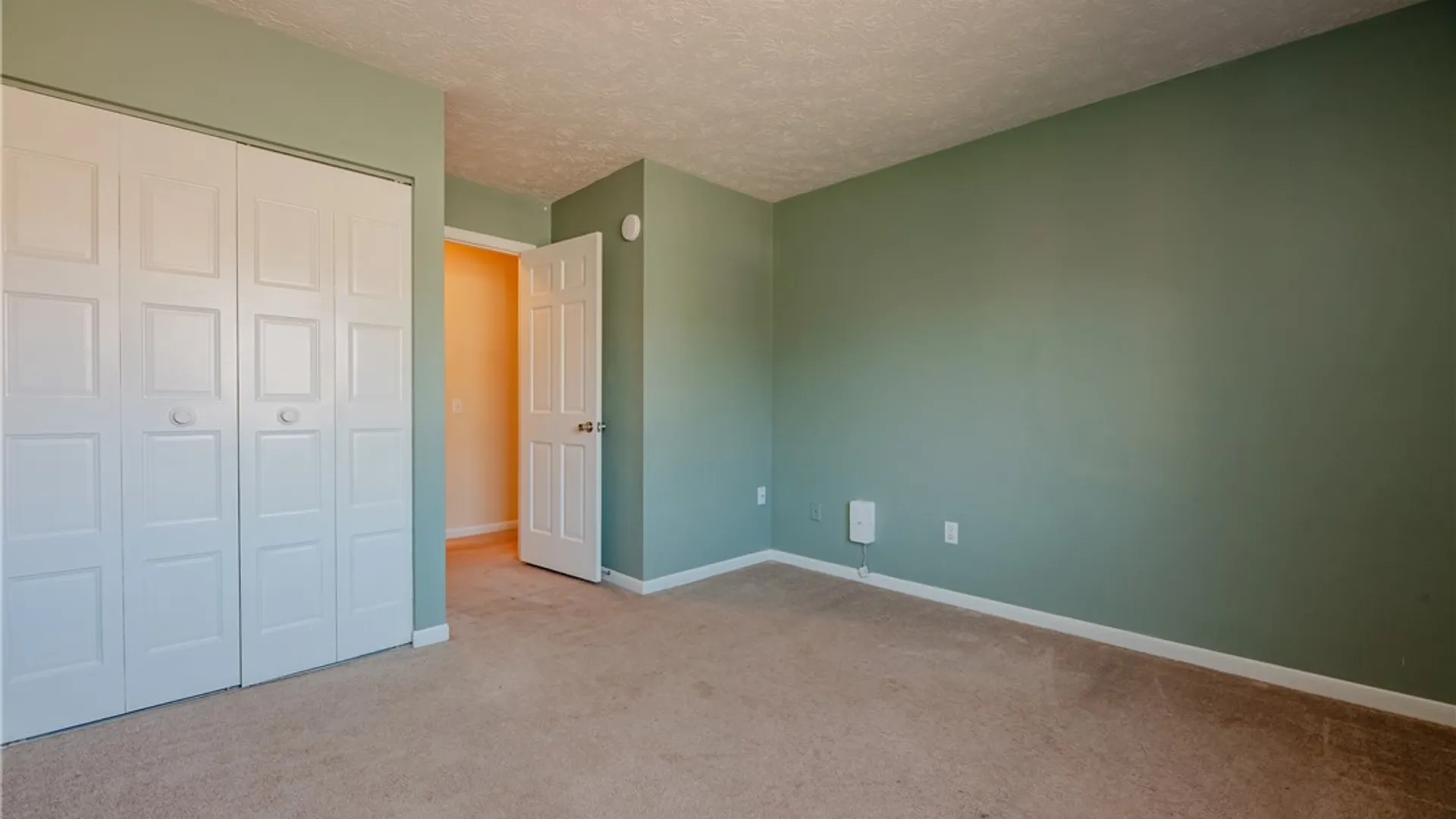 Property at 9 High Gate, Perinton, NY 14450 24