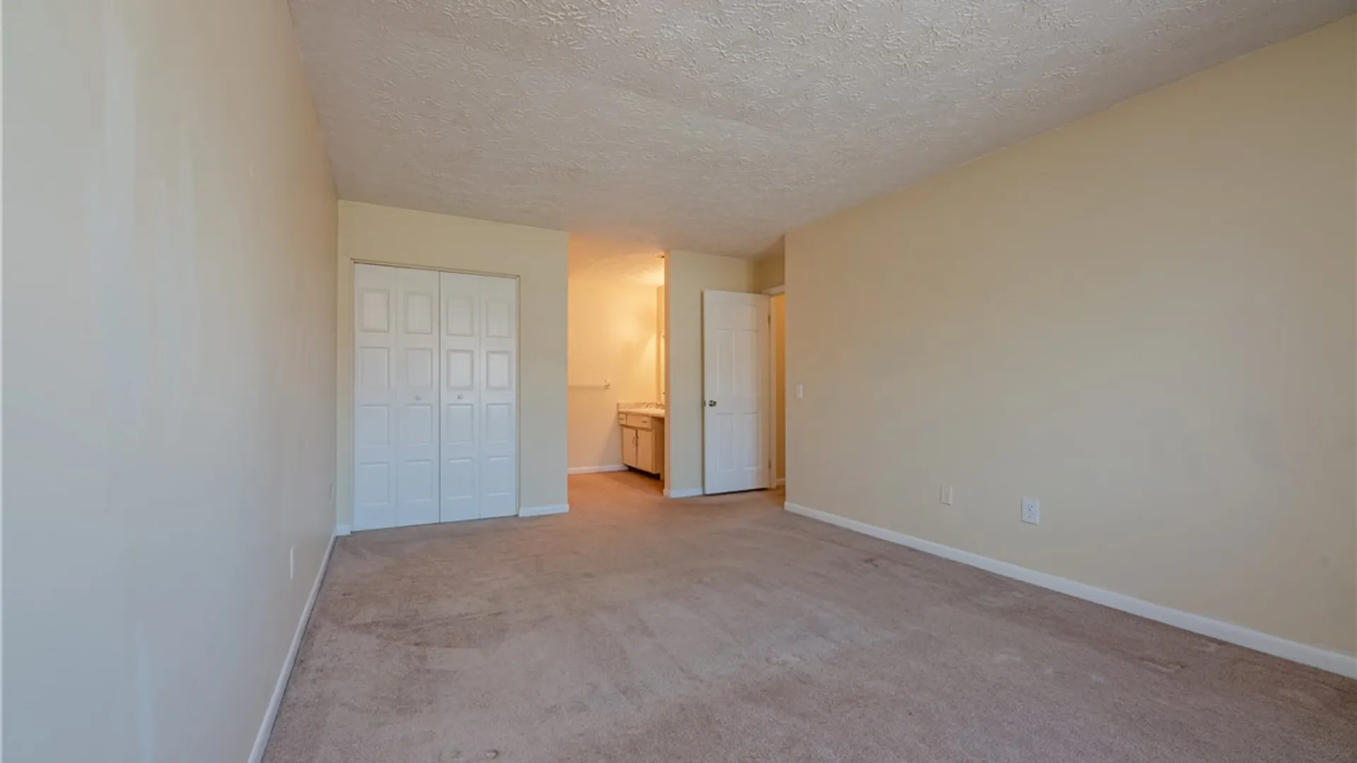 Property at 9 High Gate, Perinton, NY 14450 26