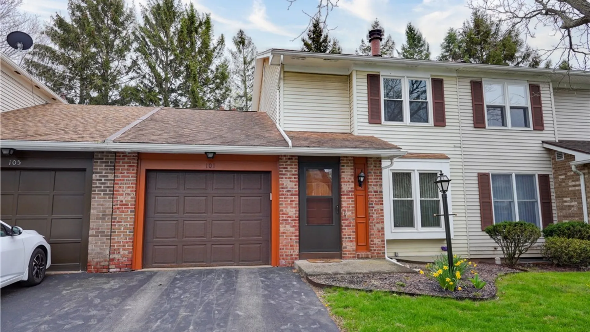 Property at 101 Branchwood Lane, Brighton, NY 14618 2