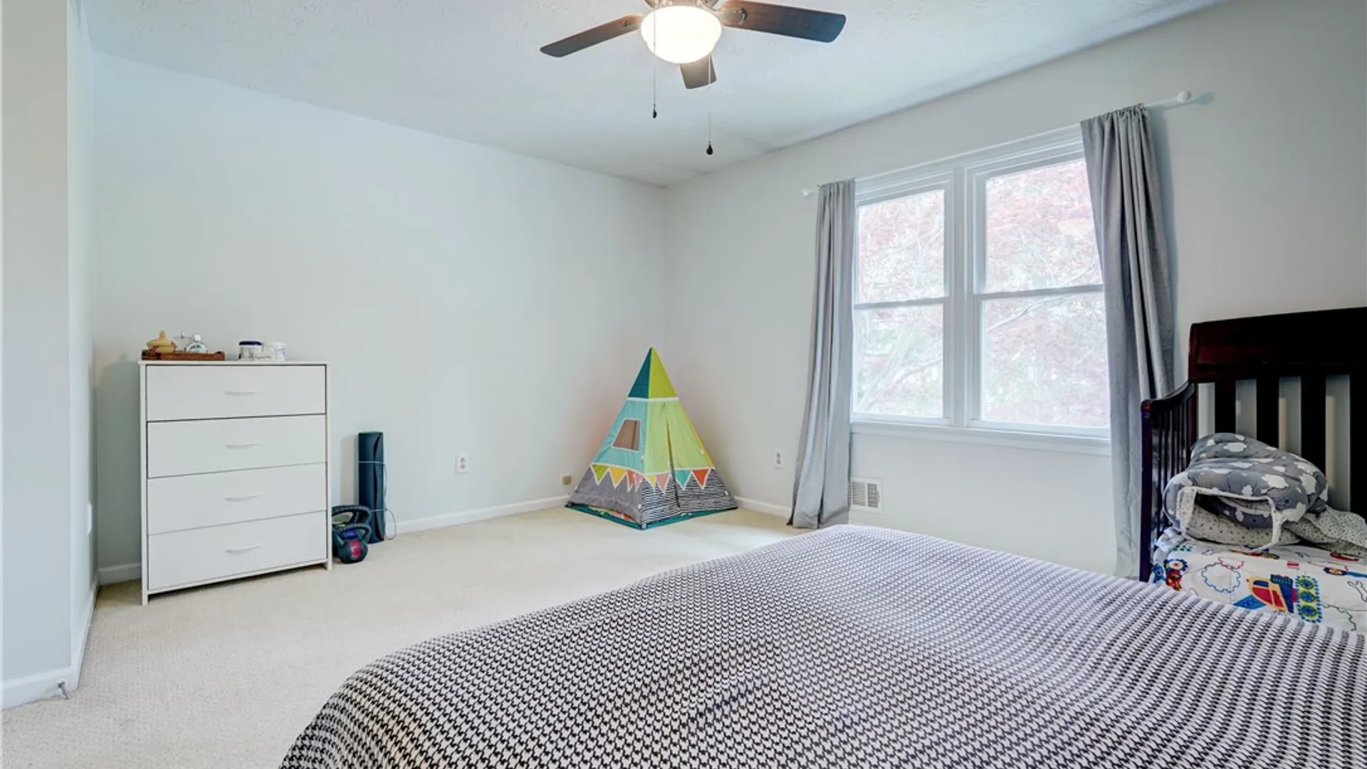 Property at 101 Branchwood Lane, Brighton, NY 14618 23