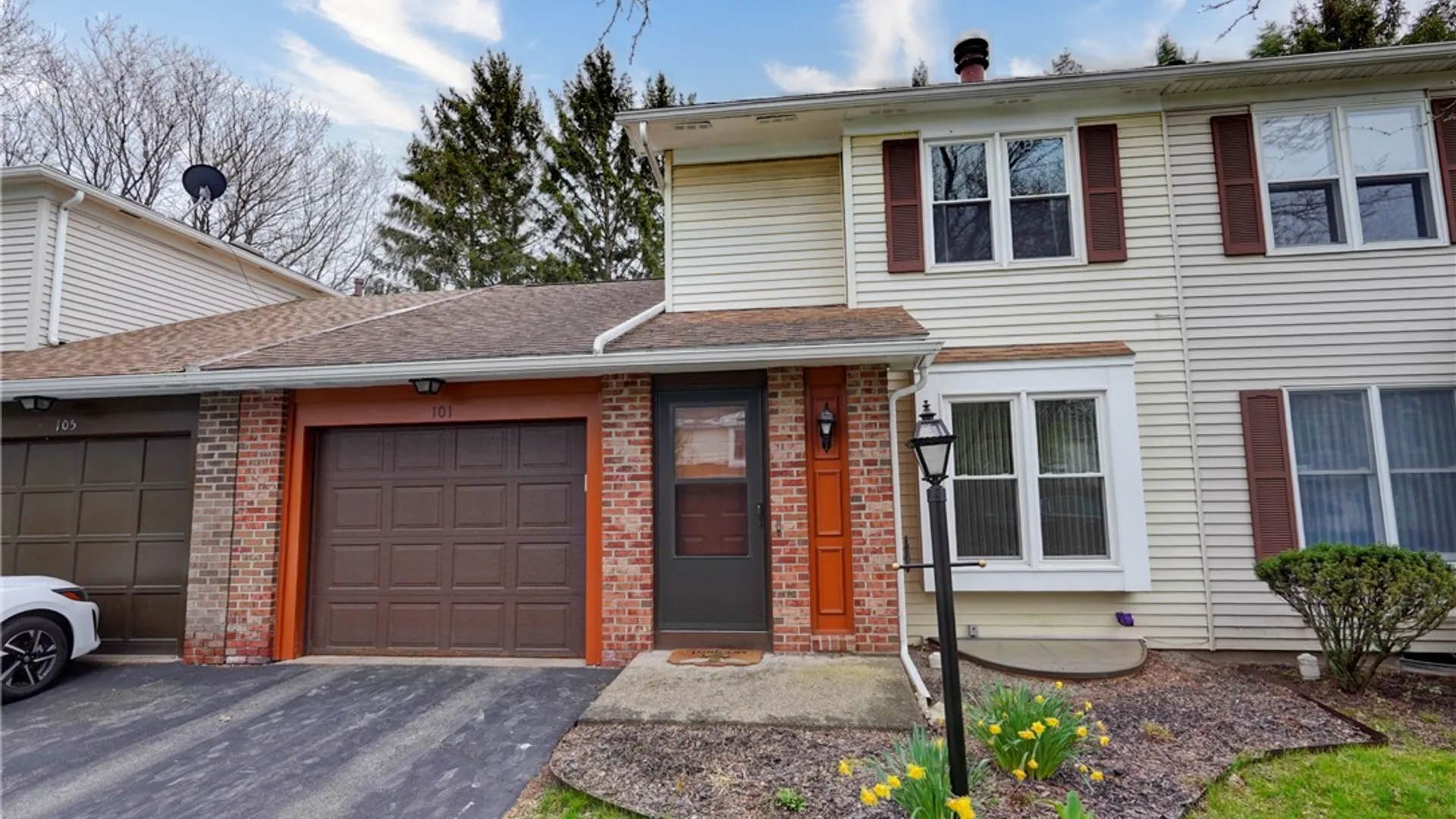 Property at 101 Branchwood Lane, Brighton, NY 14618 3