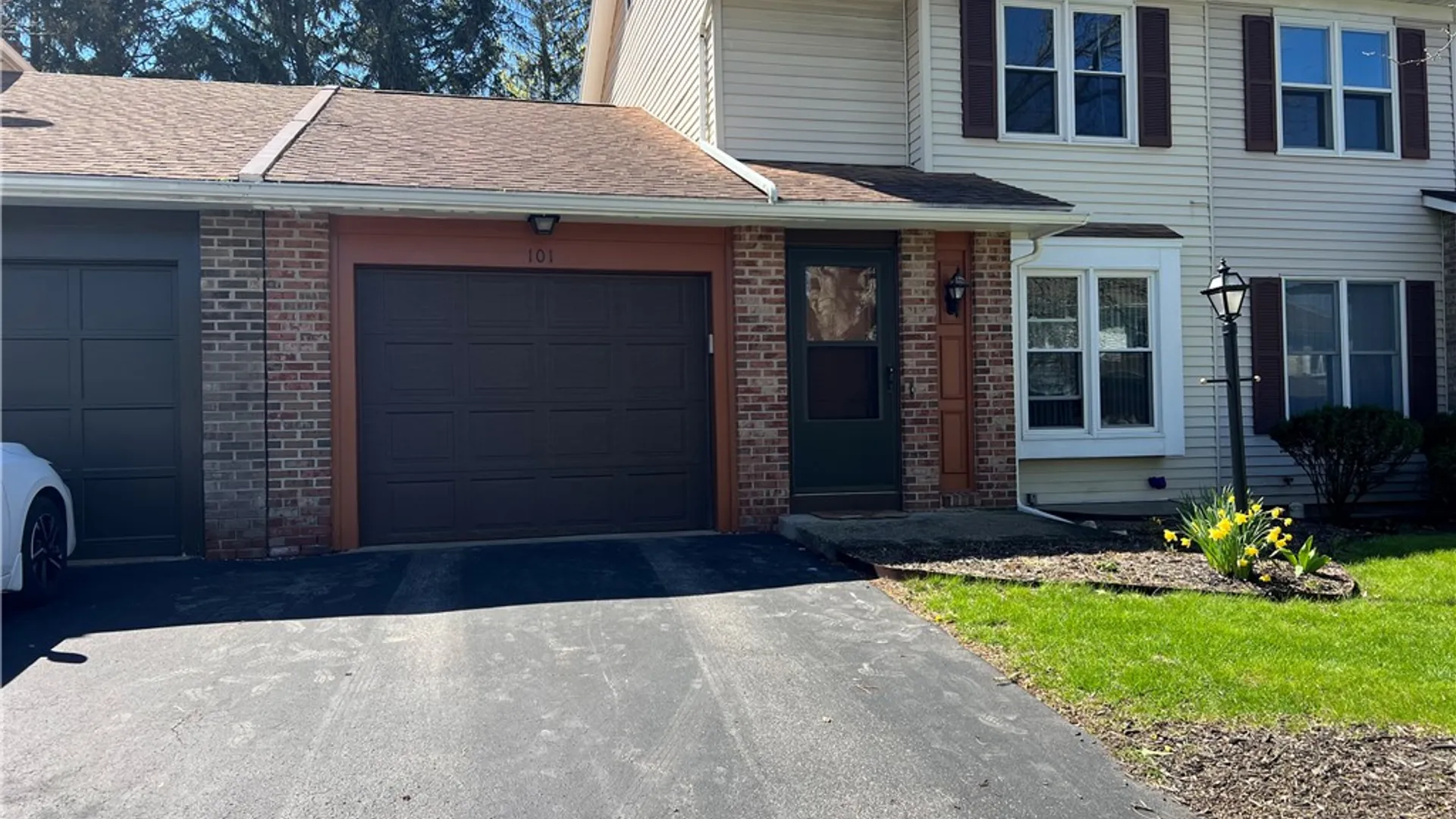 Property at 101 Branchwood Lane, Brighton, NY 14618 45