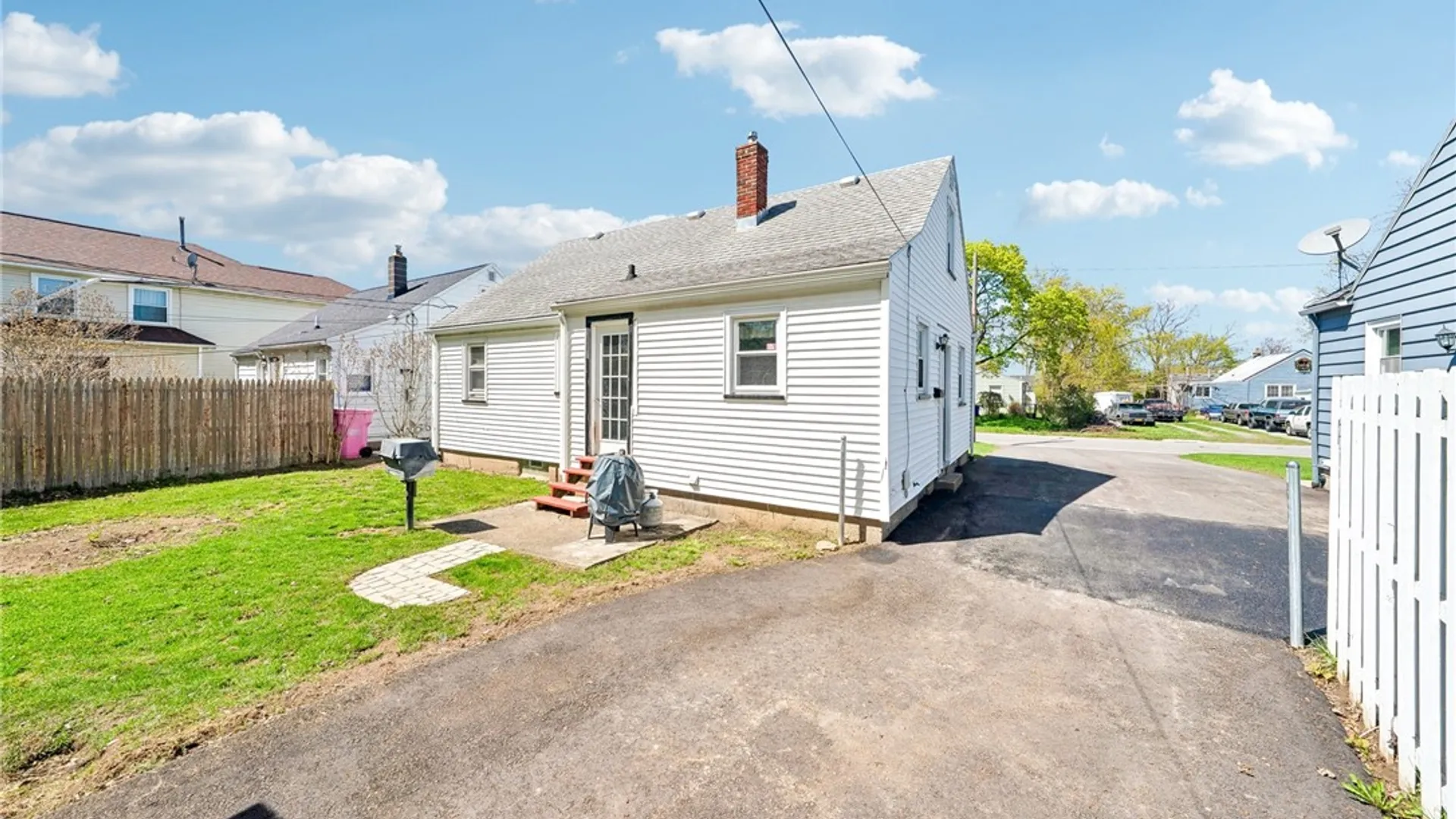 Property at 181 Leonard Rd, Greece, NY 14616 28