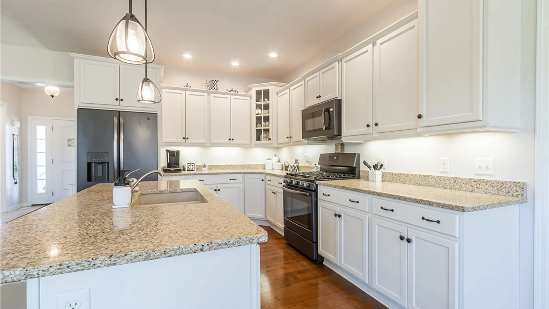 Property at 159 Thames Drive, Henrietta, NY 14588 12