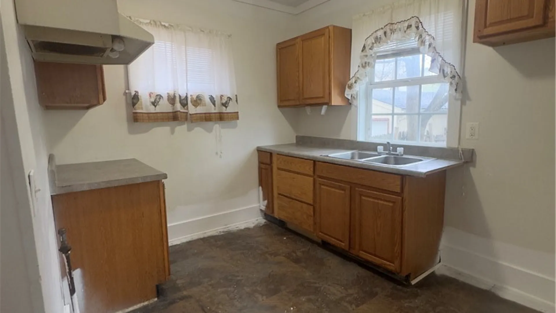 Property at 167 Salina St, Rochester, NY 14619 11