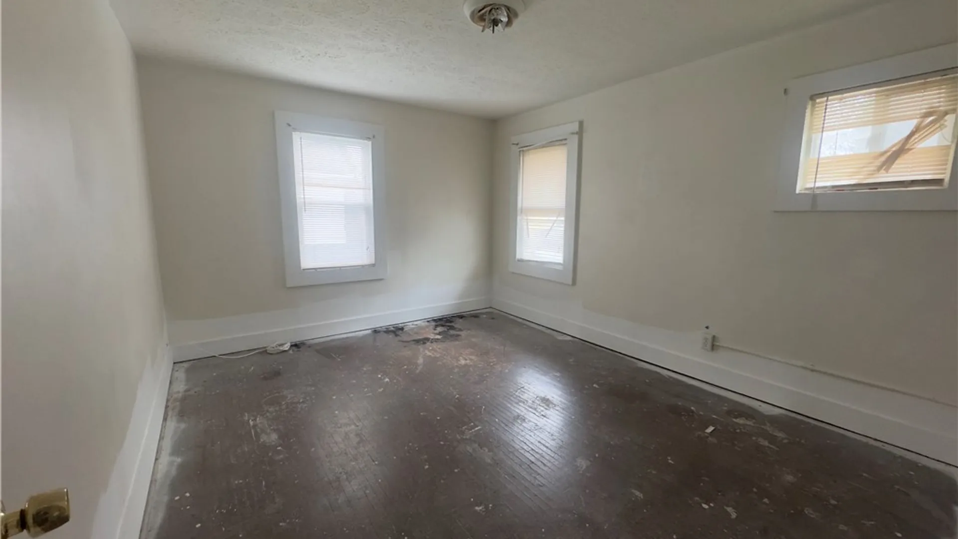 Property at 167 Salina St, Rochester, NY 14619 18