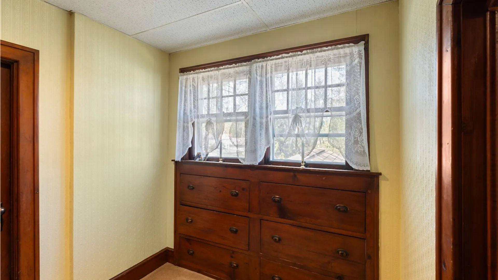 Property at 37 Vanscoter Street, Hornell, NY 14843 24