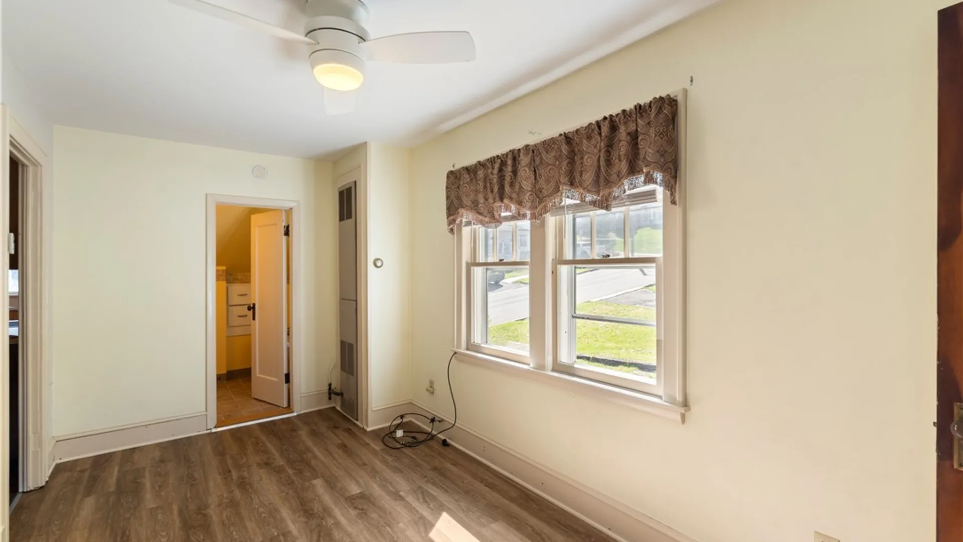 Property at 37 Vanscoter Street, Hornell, NY 14843 25
