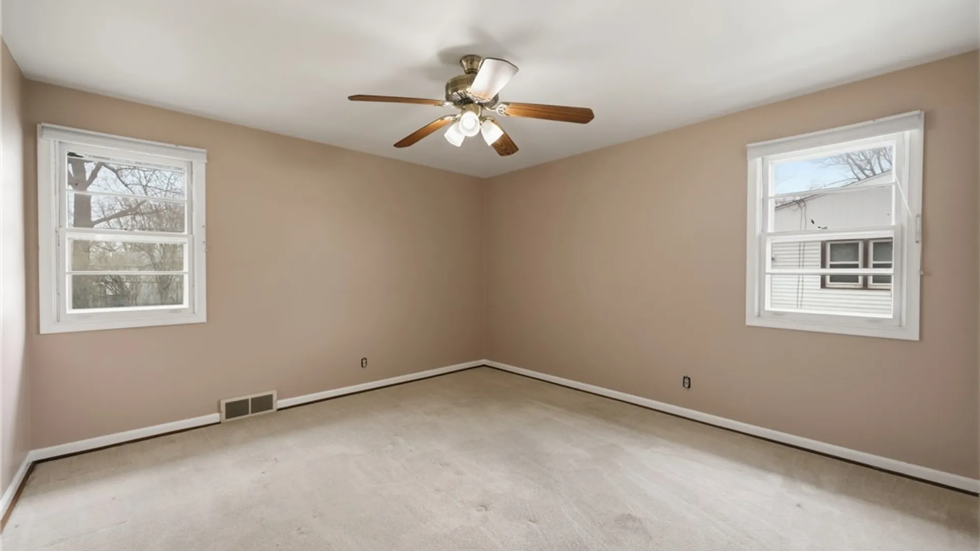Property at 29 Overbrook Avenue, Tonawanda, NY 14150 11