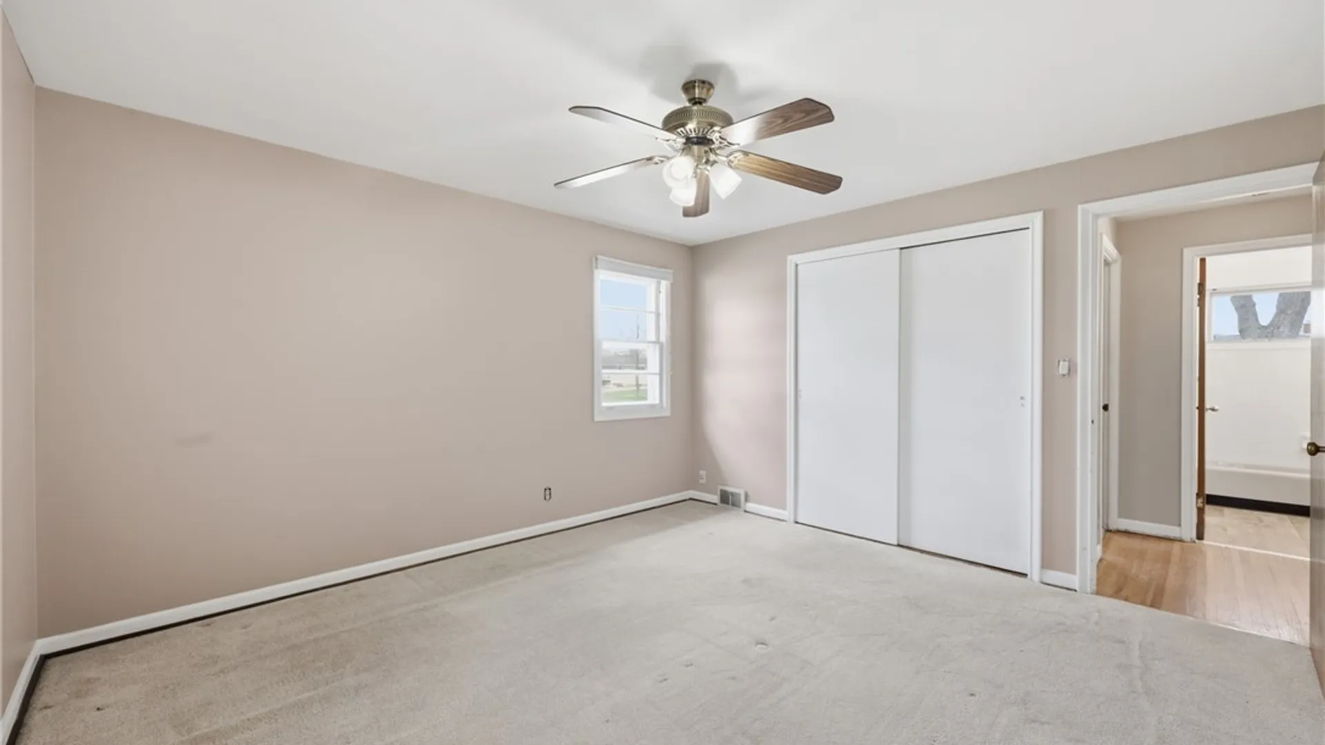 Property at 29 Overbrook Avenue, Tonawanda, NY 14150 13