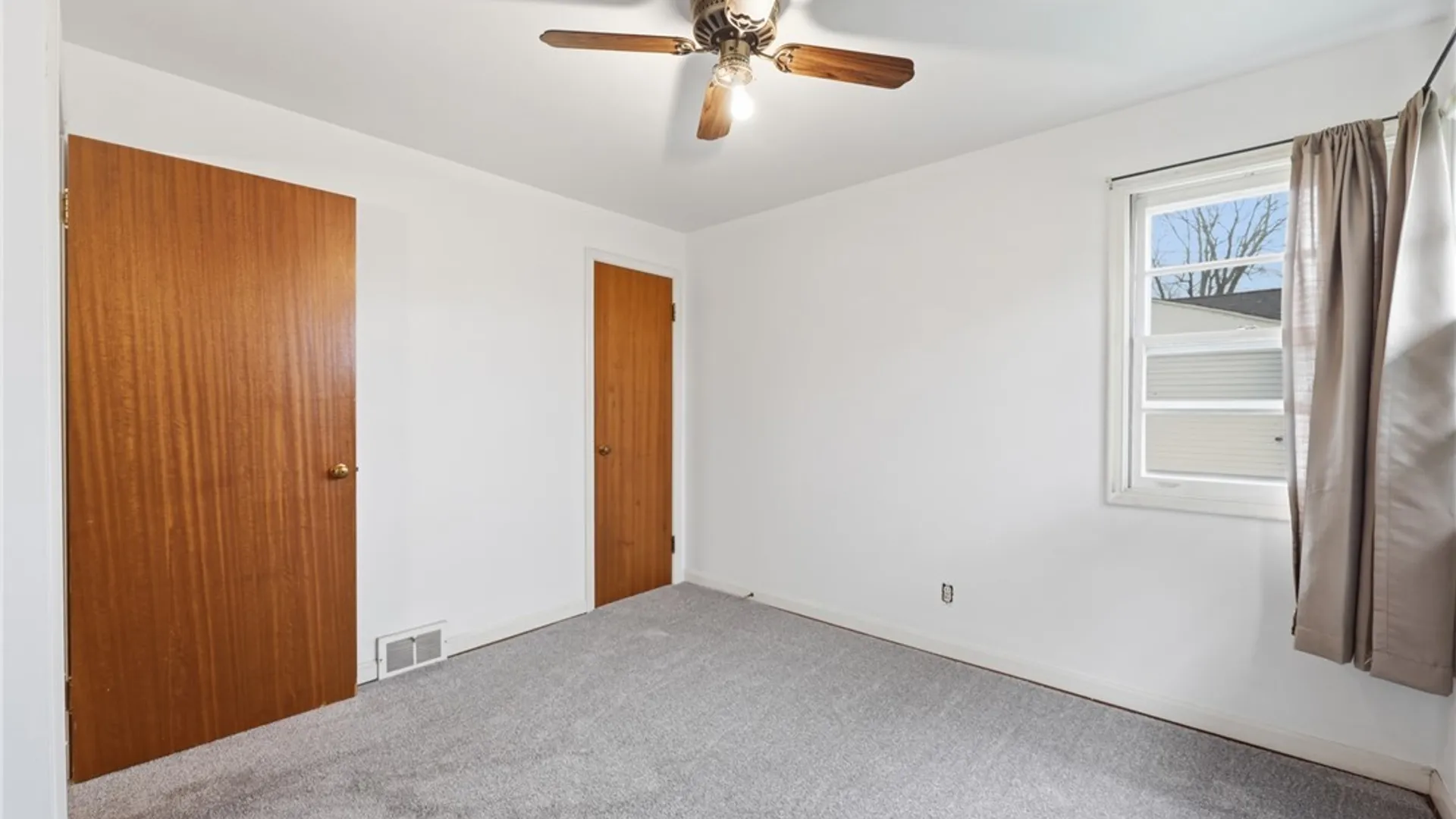 Property at 29 Overbrook Avenue, Tonawanda, NY 14150 17